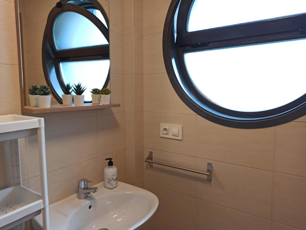 Apartamento Bolboretas Con Parking Privado Ares Kültér fotó